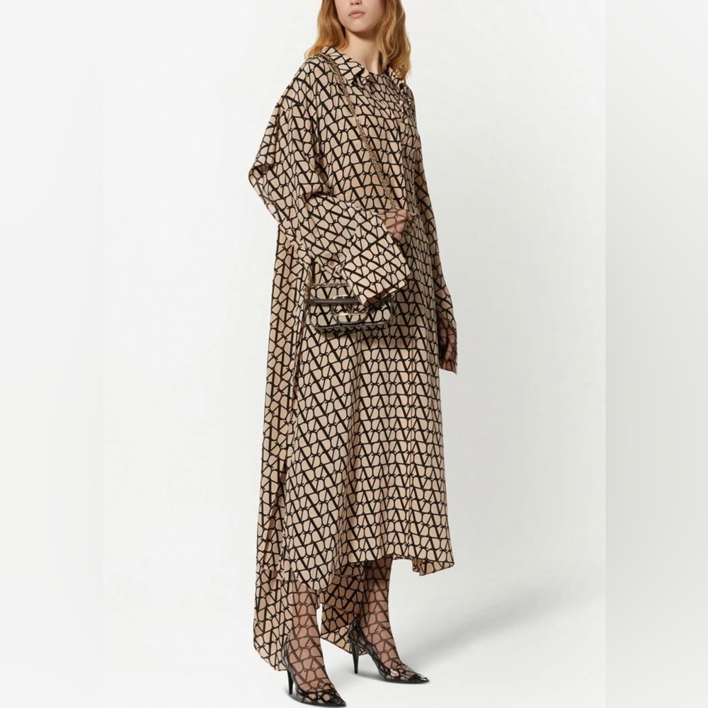 Valentino Iconographe maxi shirt dress with cape NWT - Picture 6 of 12